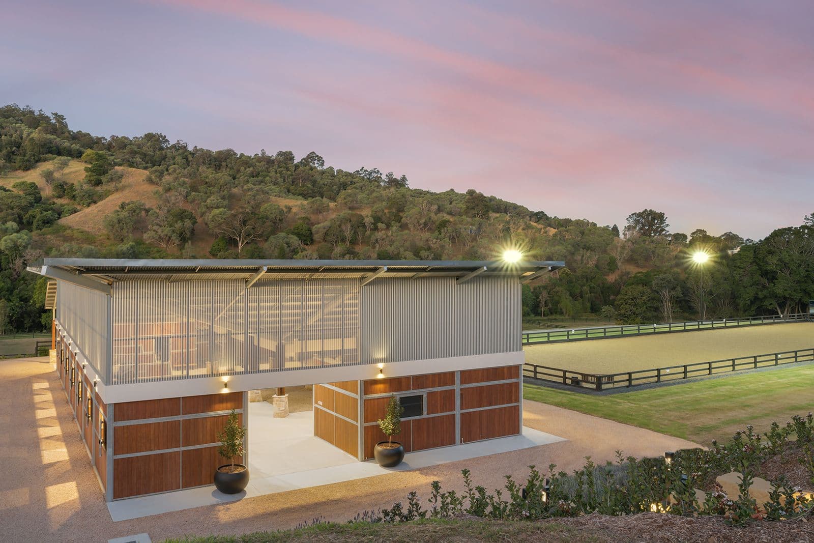Aberfeldy Road Stables, image 9