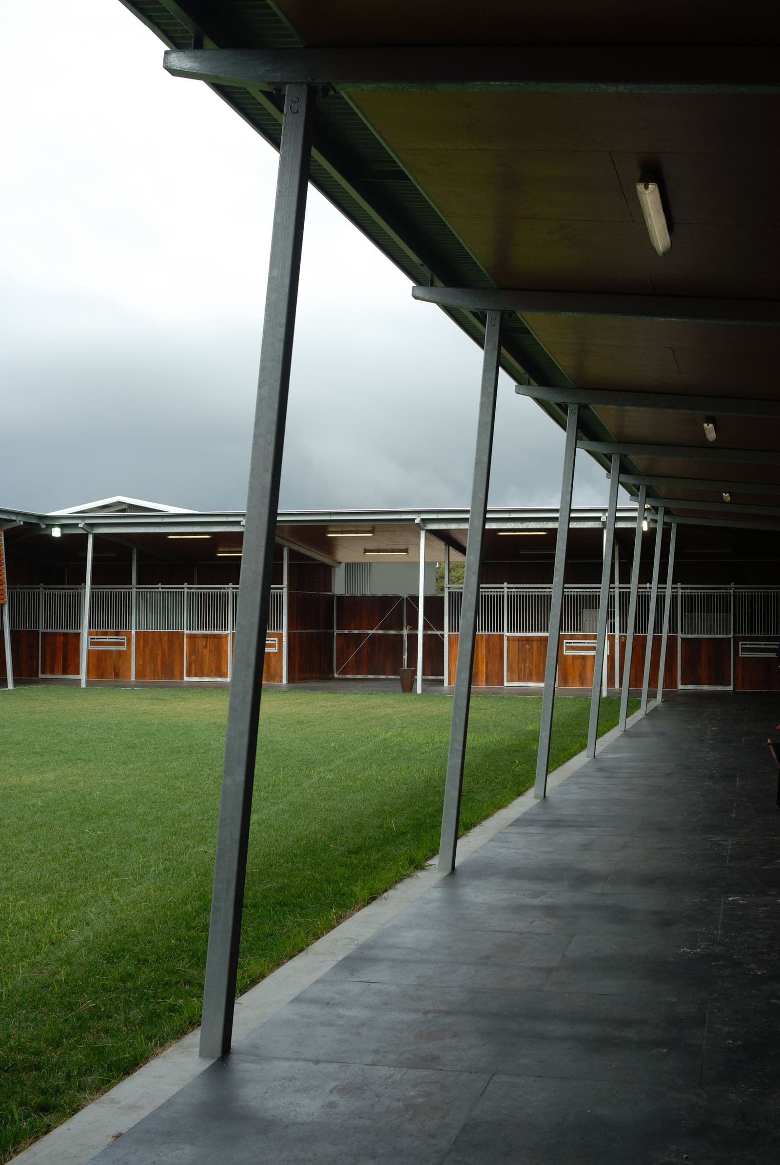 Boneo Park Equestrian Centre, image 3